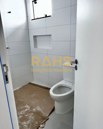 Imagem Casa com 3 Quartos à Venda, 160 m² em Saguaçu - Joinville