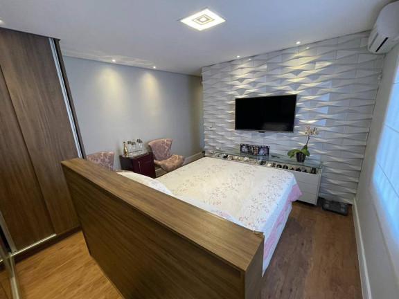 Imagem Sobrado com 4 Quartos à Venda, 200 m² em Guilhermina - Praia Grande Imagem Sobrado com 4 Quartos à Venda, 200 m² em Guilhermina - Praia Grande