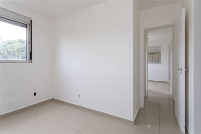 Imagem Apartamento com 2 Quartos à Venda, 71 m² em Jardim Planalto - Porto Alegre