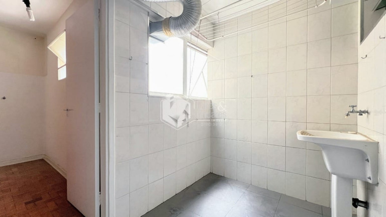 Imagem Apartamento com 3 Quartos à Venda, 137 m² em Pinheiros - São Paulo Imagem Apartamento com 3 Quartos à Venda, 137 m² em Pinheiros - São Paulo