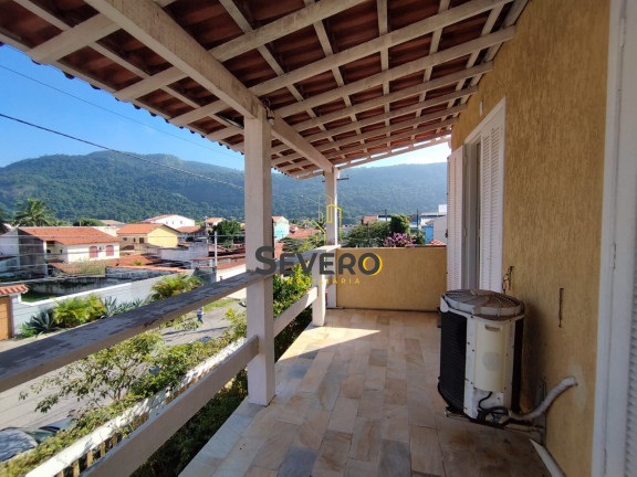 Imagem Casa com 3 Quartos à Venda, 360 m² em Piratininga - Niterói