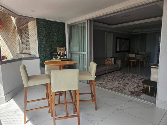 Imagem Apartamento com 5 Quartos à Venda, em Santa Helena - Cuiabá Imagem Apartamento com 5 Quartos à Venda, em Santa Helena - Cuiabá
