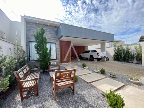 Casa com 3 Quartos à Venda, 280 m² em Residencial Aquarela Brasil - Sinop