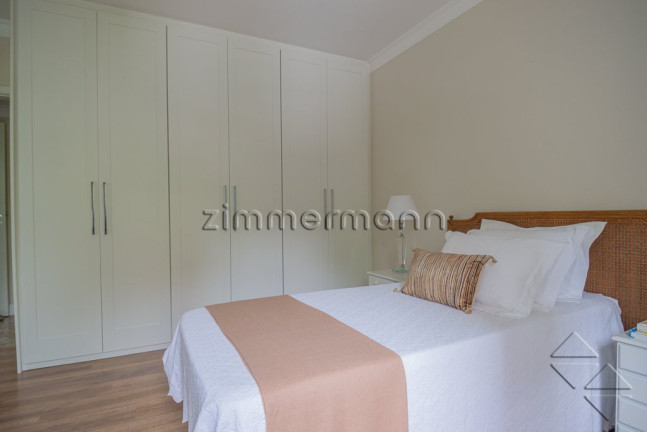 Imagem Apartamento com 4 Quartos à Venda, 431 m² em Moema - São Paulo