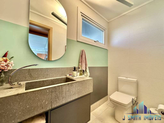 Imagem Casa com 4 Quartos à Venda, 345 m² em Granja Viana - Carapicuíba Imagem Casa com 4 Quartos à Venda, 345 m² em Granja Viana - Carapicuíba