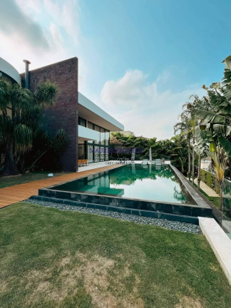 Imagem Casa com 5 Quartos à Venda, 2.100 m² em Alpha Zero - Barueri Imagem Casa com 5 Quartos à Venda, 2.100 m² em Alpha Zero - Barueri