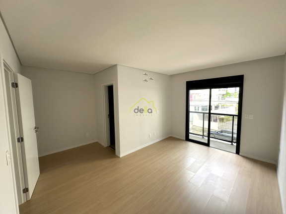 Imagem Casa com 3 Quartos à Venda, 153 m² em América - Joinville Imagem Casa com 3 Quartos à Venda, 153 m² em América - Joinville