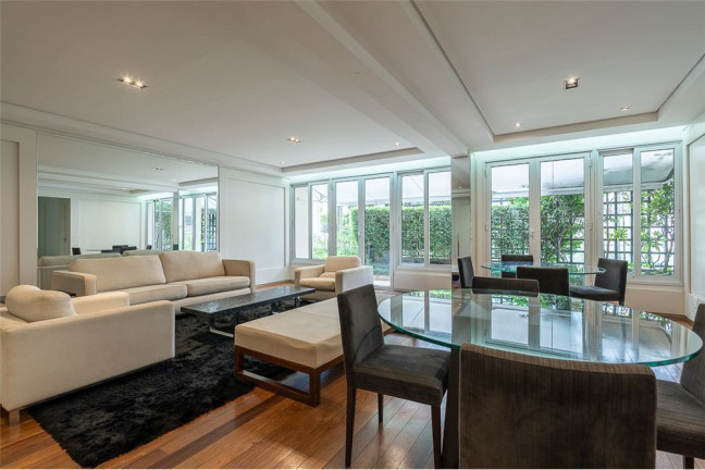 Imagem Apartamento com 3 Quartos à Venda, 180 m² em Vila Nova Conceição - São Paulo Imagem Apartamento com 3 Quartos à Venda, 180 m² em Vila Nova Conceição - São Paulo