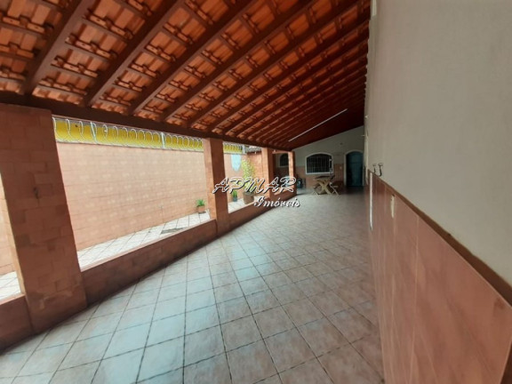 Imagem Casa com 3 Quartos à Venda, 218 m² em Solemar - Praia Grande Imagem Casa com 3 Quartos à Venda, 218 m² em Solemar - Praia Grande
