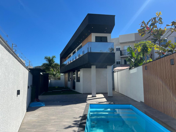 Imagem Casa com 3 Quartos à Venda, 320 m² em Ingleses Do Rio Vermelho - Florianópolis Imagem Casa com 3 Quartos à Venda, 320 m² em Ingleses Do Rio Vermelho - Florianópolis