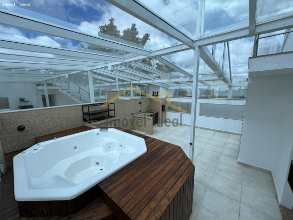 Imagem Casa com 3 Quartos à Venda, 364 m² em Butiatuvinha - Curitiba Imagem Casa com 3 Quartos à Venda, 364 m² em Butiatuvinha - Curitiba