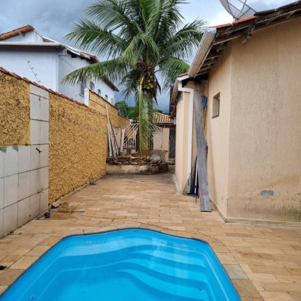 Imagem Casa com 3 Quartos à Venda, 340 m² em Chácara Do Visconde - Taubaté