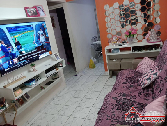 Casa de Condomínio com 2 Quartos à Venda, 60 m² em Parque Santo Antônio - Jacareí