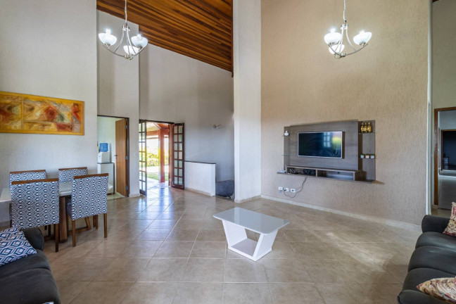 Imagem Chácara com 3 Quartos à Venda, 926 m² em Tanque - Atibaia