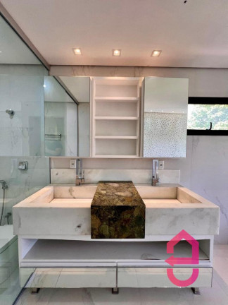 Imagem Casa de Condomínio com 6 Quartos à Venda, 1.723 m² em Residencial Aldeia Do Vale - Goiânia