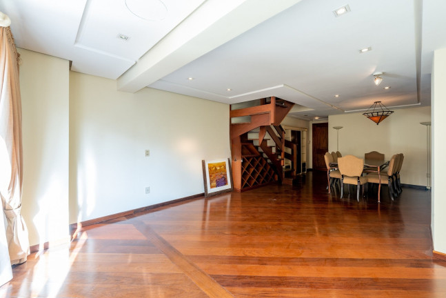 Imagem Cobertura com 3 Quartos à Venda, 191 m² em Petrópolis - Porto Alegre