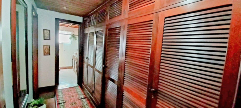 Imagem Imóvel com 3 Quartos à Venda, 187 m² em Várzea - Teresópolis Imagem Imóvel com 3 Quartos à Venda, 187 m² em Várzea - Teresópolis