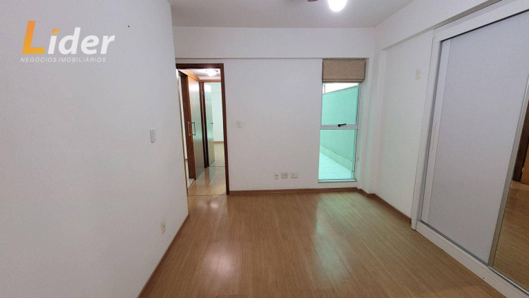 Imagem Apartamento com 2 Quartos à Venda, 110 m² em Centro - Juiz De Fora