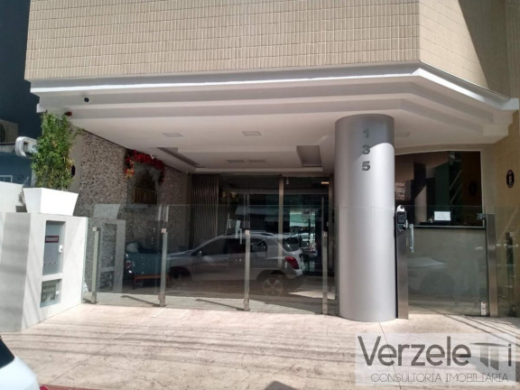Imagem Apartamento com 3 Quartos à Venda, 105 m² em Centro - Balneário Camboriú Imagem Apartamento com 3 Quartos à Venda, 105 m² em Centro - Balneário Camboriú