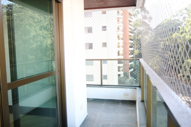 Imagem Apartamento com 3 Quartos à Venda, 243 m² em Vila Suzana - São Paulo
