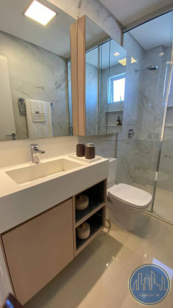 Imagem Apartamento com 3 Quartos à Venda, 136 m² em Centro - Balneário Camboriú Imagem Apartamento com 3 Quartos à Venda, 136 m² em Centro - Balneário Camboriú
