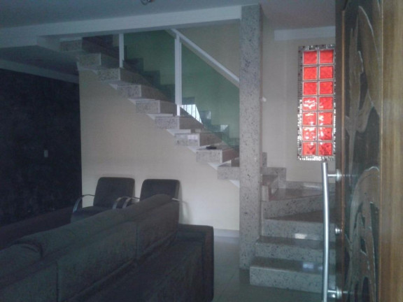 Imagem Sobrado com 4 Quartos à Venda, 220 m² em Jardim Quaresmeira - Suzano Imagem Sobrado com 4 Quartos à Venda, 220 m² em Jardim Quaresmeira - Suzano