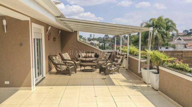 Imagem Casa com 6 Quartos à Venda, 733 m² em Vista Alegre - Curitiba