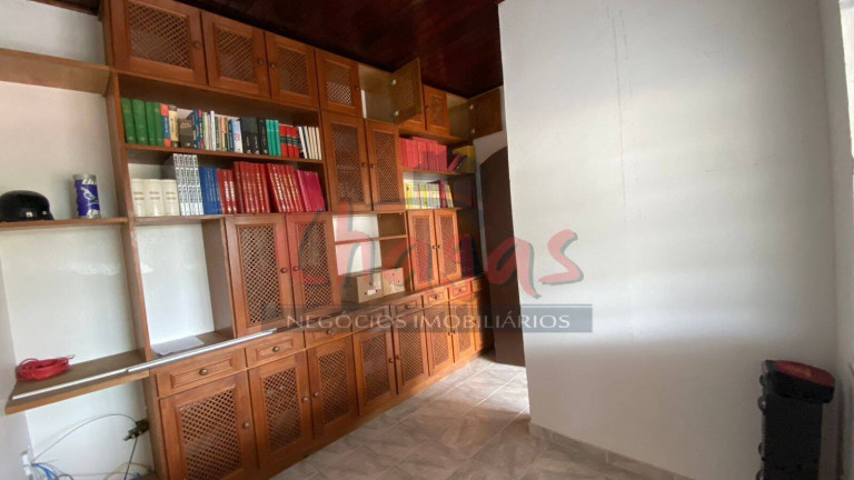 Imagem Sobrado com 9 Quartos à Venda, 418 m² em Martim De Sá - Caraguatatuba Imagem Sobrado com 9 Quartos à Venda, 418 m² em Martim De Sá - Caraguatatuba
