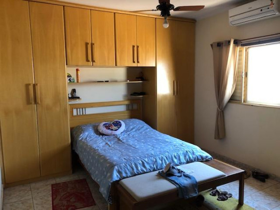 Imagem Casa com 3 Quartos à Venda, 343 m² em Parque São Quirino - Campinas Imagem Casa com 3 Quartos à Venda, 343 m² em Parque São Quirino - Campinas