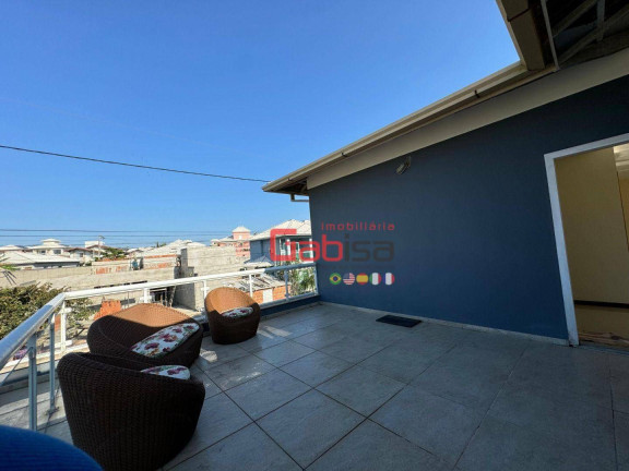 Imagem Casa com 5 Quartos à Venda, 370 m² em Vila Sao Pedro - São Pedro Da Aldeia Imagem Casa com 5 Quartos à Venda, 370 m² em Vila Sao Pedro - São Pedro Da Aldeia