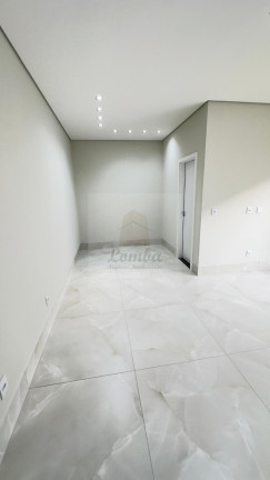 Imagem Casa com 3 Quartos à Venda, 190 m² em Jardim Das Palmeiras - Cuiabá