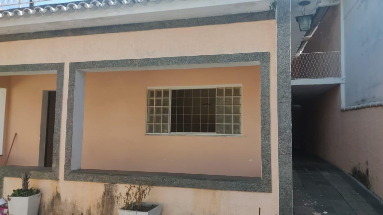 Imagem Casa com 3 Quartos à Venda, em Campo Grande - Rio De Janeiro Imagem Casa com 3 Quartos à Venda, em Campo Grande - Rio De Janeiro