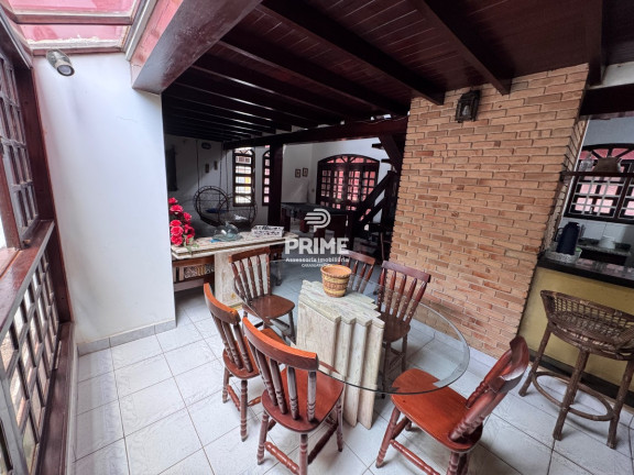 Imagem Sobrado com 5 Quartos à Venda, 360 m² em Martim De Sa - Caraguatatuba