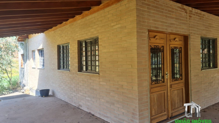 Imagem Imóvel com 3 Quartos à Venda,  em Arara Dos Pereiras - Bragança Paulista
