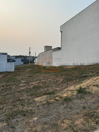 Imóvel com 3 Quartos à Venda, 176 m² em Condominio Santa Mônica Iii - Mogi Guaçu