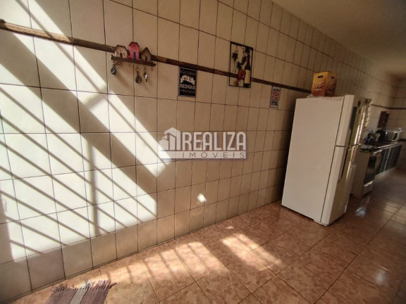 Imagem Casa com 3 Quartos à Venda, 300 m² em Conjunto Guanabara - Uberaba Imagem Casa com 3 Quartos à Venda, 300 m² em Conjunto Guanabara - Uberaba