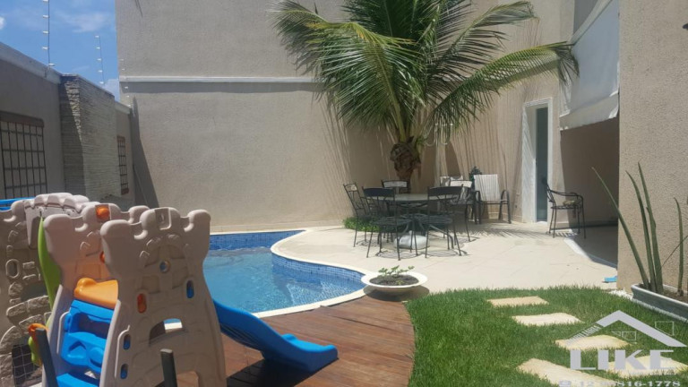 Imagem Casa com 4 Quartos à Venda, 250 m² em Loteamento Villa Branca - Jacareí Imagem Casa com 4 Quartos à Venda, 250 m² em Loteamento Villa Branca - Jacareí