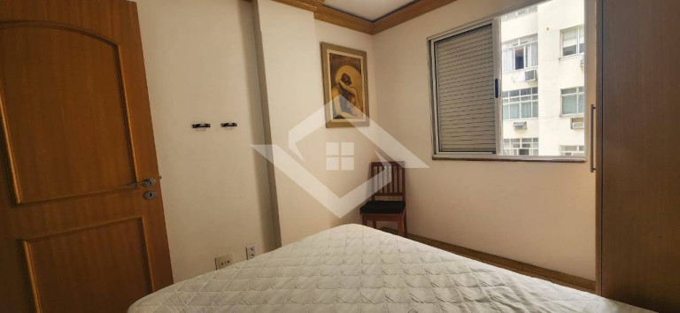 Imagem Apartamento com 2 Quartos à Venda, 80 m² em Copacabana - Rio De Janeiro