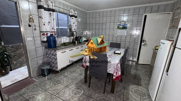 Imagem Casa com 3 Quartos à Venda, 199 m² em Jardim Diva (fazendinha) - Santana De Parnaíba Imagem Casa com 3 Quartos à Venda, 199 m² em Jardim Diva (fazendinha) - Santana De Parnaíba