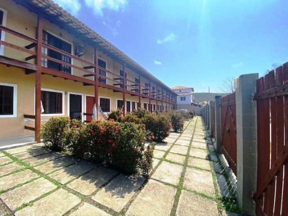 Imagem Casa de Condomínio com 2 Quartos à Venda, 80 m² em Peró - Cabo Frio