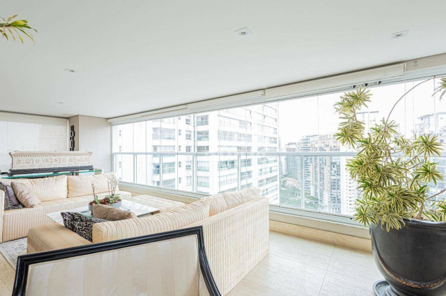 Imagem Apartamento com 3 Quartos à Venda, 355 m² em Moema - São Paulo Imagem Apartamento com 3 Quartos à Venda, 355 m² em Moema - São Paulo