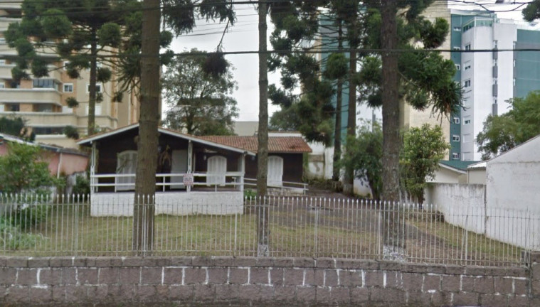 Terreno à Venda, 950 m² em Alto Da Xv - Curitiba