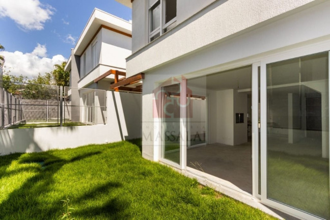 Imagem Casa com 3 Quartos à Venda, 135 m² em Teresópolis - Porto Alegre