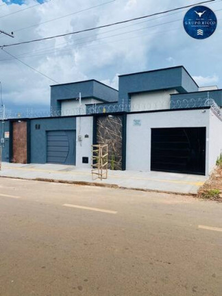 Casa com 3 Quartos à Venda, 141 m² em Residencial Santa Fé - Goiânia