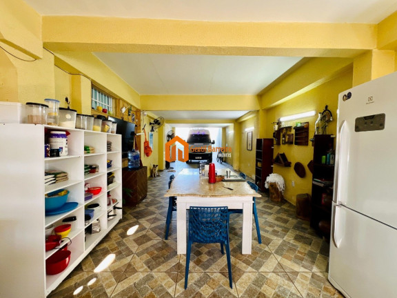 Imagem Casa com 5 Quartos à Venda, 332 m² em Passaré - Fortaleza Imagem Casa com 5 Quartos à Venda, 332 m² em Passaré - Fortaleza