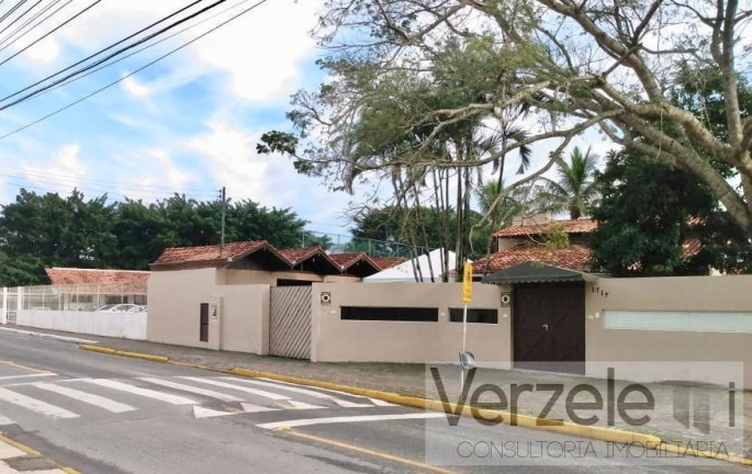 Imagem Casa à Venda, 1.272 m² em São Francisco De Assis - Camboriú Imagem Casa à Venda, 1.272 m² em São Francisco De Assis - Camboriú