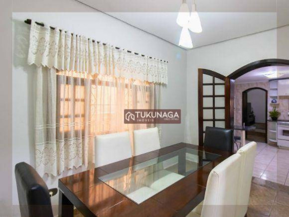 Imagem Casa com 3 Quartos à Venda, 300 m² em Vila Galvão - Guarulhos