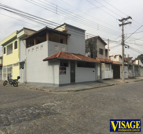 Sobrado com 5 Quartos à Venda, 80 m² em Jd. Jacinto - Jacareí