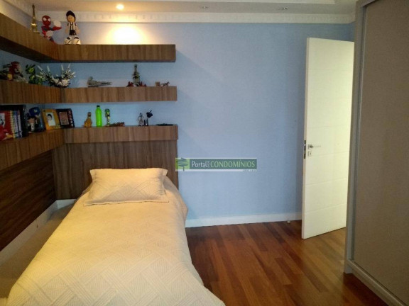 Imagem Casa com 4 Quartos à Venda, 480 m² em Santo Inácio - Curitiba Imagem Casa com 4 Quartos à Venda, 480 m² em Santo Inácio - Curitiba