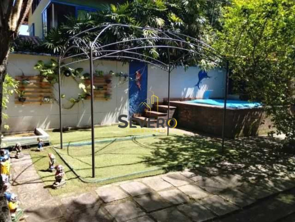 Imagem Casa com 5 Quartos à Venda, 400 m² em São Francisco - Niterói Imagem Casa com 5 Quartos à Venda, 400 m² em São Francisco - Niterói